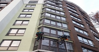 Установка крыши на балкон Балаково цена от 1044 руб. м/2.